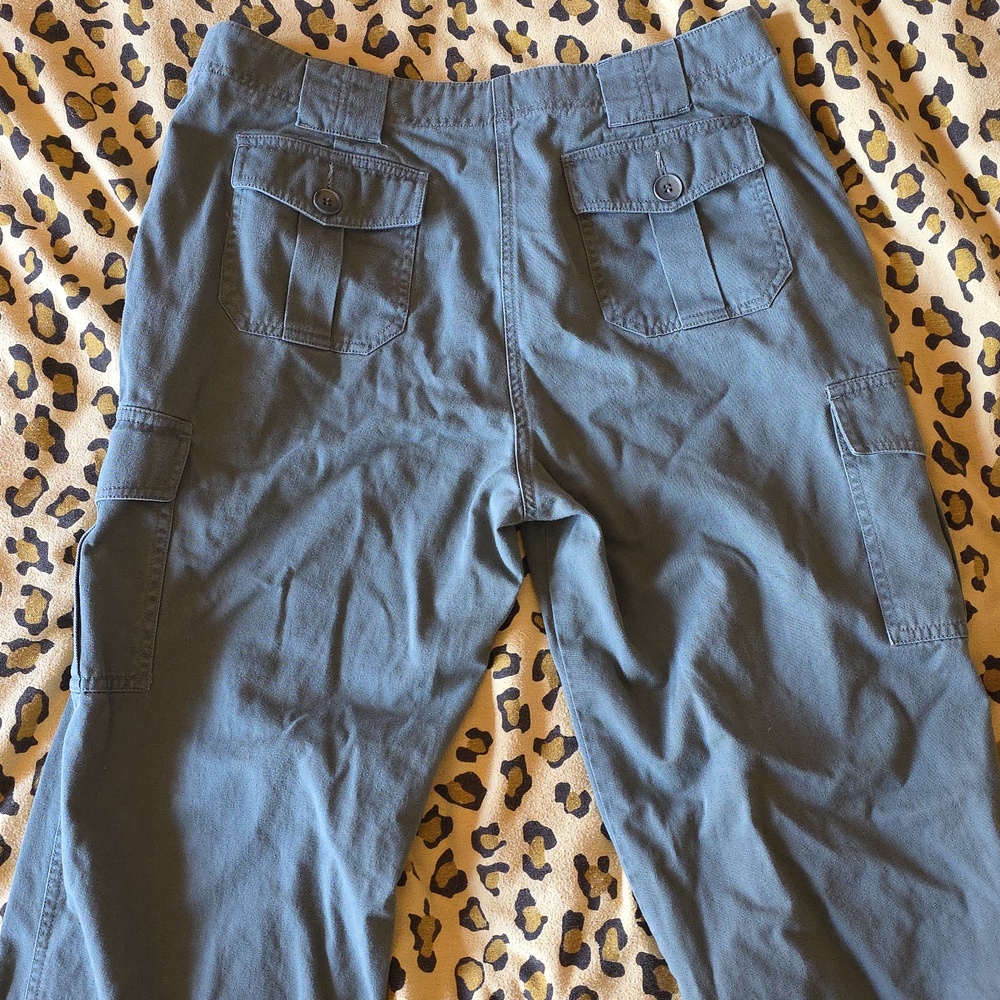 100% Cotton Sage Green Cargo Pants - Picture 9 of 9